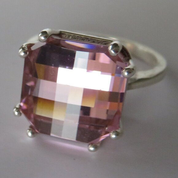 Huge Lab Pink Garnet With Rare Erbium Metal Pink Padparadscha Color Change Ring - Picture 10 of 17